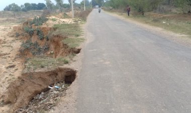 बर्डोद-बाटखानी सड़क मार्ग पर गहरी खाई दे रही हादसों को आमंत्रण, ग्रामीणों ने दुरूस्त कराने की मांग
