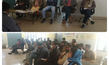 सामुदायिक स्वास्थ्य केंद्र कठूमर सालों से पड़े लाखों रुपए के कबाड़ की हुई नीलामी