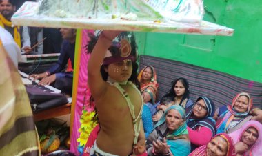 श्रीमद्भागवत कथा में की गई गोवर्धन पूजा: गिर्राज महाराज की जयकारो से गुंजायमान हुआ वातावरण