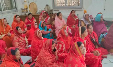 मोक्ष मार्ग पर चलोगे तब ही दूसरों को मोक्ष मार्ग पर चलने का रास्ता बता सकते हो: माताजी
