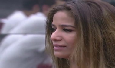 कुत्ते से ज्यादा प्यार करने पर भी रोक थी ! पूनम पांडे ने खोले अपनी जिंदगी के बड़े राज; देखें वीडियो