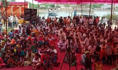 गांव चाहरा में धूमधाम से मनाई रंगपंचमी: भारी मात्रा में रही महिला व पुरुषों की भींड