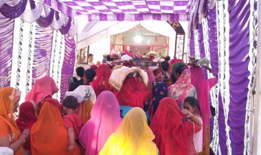 परंपरागत तरीके से मनाया बास्योड़ा: शीतलामाता को लगाया ठंडे भोजन का भोग