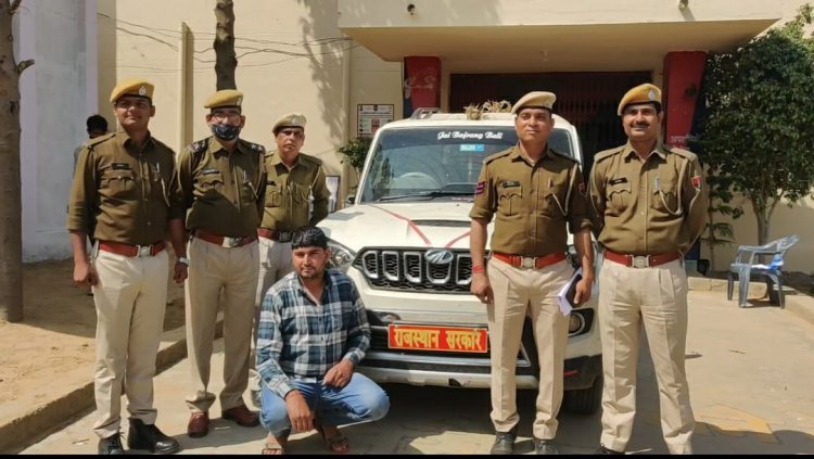 बानसूर पुलिस ने की कार्यवाही, राजस्थान सरकार लिखी स्कार्पियो गाड़ी से अवैध शराब की बरामद