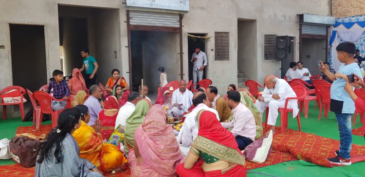 रामगढ़ -अलवर रोड स्थित कृषि उपज मंडी का हवन यज्ञ के साथ हुआ शुभारंभ