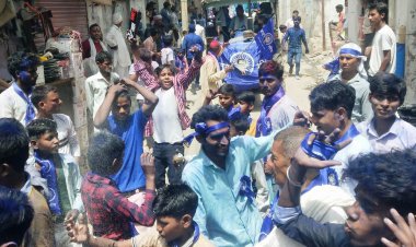 पहाडी कस्बे मे धूमधाम से मनाई बाबा साहेब की जंयती