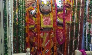 हनुमान मंदिरो पर फूल बंगला झांकी और भंडारे का हुआ आयोजन