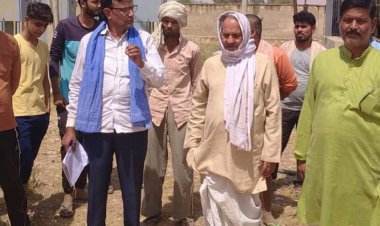 बिजली पानी की समस्या को लेकर भाजपा कार्यकर्ताओं ने किया प्रदर्शन