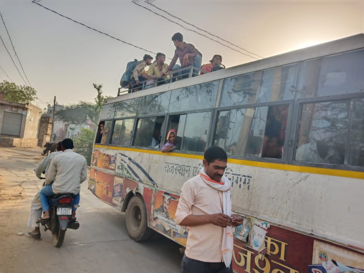 ईंदपुर से अलावडा होते हुए अलवर जाने वाली रोडवेज बस बंद होने से सीनियर सिटीजन व यात्री परेशान