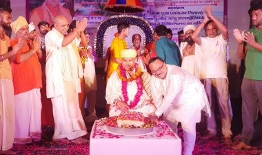 श्रीराम सेना के राष्ट्रीय अध्यक्ष ने रैणागिरी धाम के शीतलदास आश्रम को गोवर्धन में की जमीन भेंट