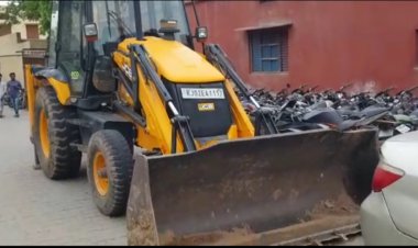 ऑपरेटर से मारपीट कर नगदी सहित जेसीबी लूट:   सूचना पर सक्रिय हुई पुलिस ने जेसीबी की बरामद, आरोपी फरार