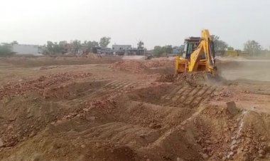 अवैध कॉलोनियों में बगैर मंजूरी हो रहे निर्माण कार्यो पर चला प्रशासन का बुल्डोजर