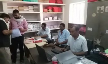 मकराना एसडीएम कोर्ट के वरिष्ठ सहायक को 30 हजार रूपये की रिश्वत लेते रंगे हाथ किया गिरफ्तार