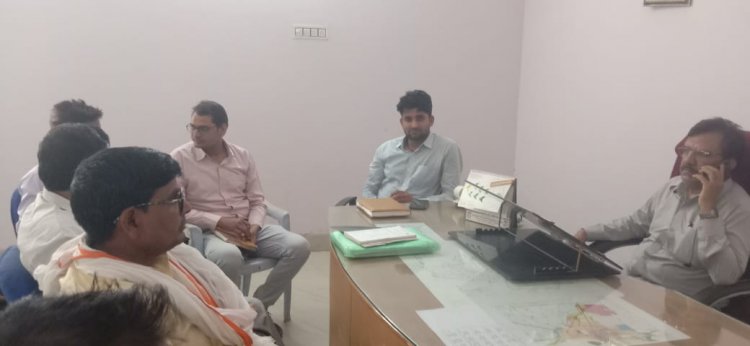 गोविंदगढ़ उपखंड की ग्राम पंचायत की बैठक रामगढ़ उपखंड कार्यालय में होने पर उठे सवाल,किस प्रकार होंगे विकास के कार्य