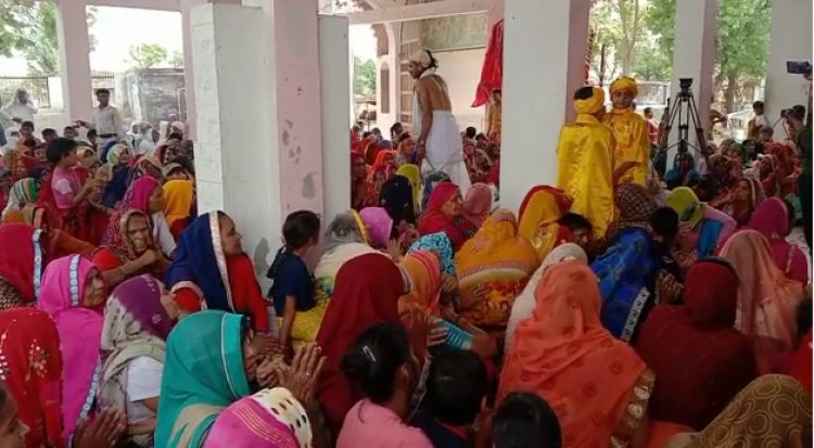 कृष्ण-सुदामा के मिलन का प्रसंग सुनकर नम हुईं आंखें: विशाल भंडारा आज