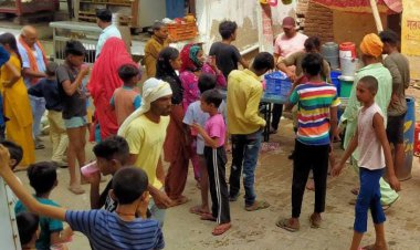 सामुदायिक स्वास्थ्य केंद्र  के पास लगाई ठन्डे मीठे शरबत की प्याऊ