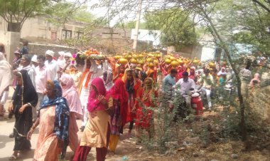 सहजपुर गांव में हुआ भागवत सप्ताह का शुभारंभ गांव के मुख्य मार्गों से निकाली गई शोभायात्रा