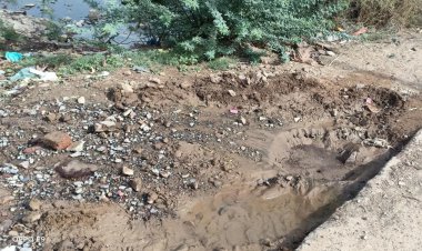 ठेकेदार की मनमानी, व्यर्थ बह रहा है पानी