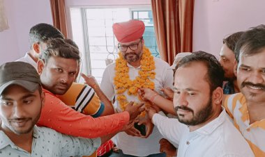 मुख्यमंत्री के ओएसडी लोकेश शर्मा पहुंचे बिदियाद ,सद्भावना जनजागृति सदस्यो ने बोरावड़ विकास कार्यों से कराया अवगत