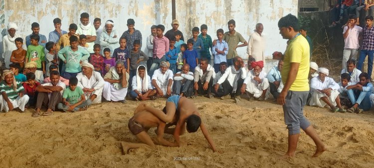 काकरिया में चौटाला भेरुजी के दो दिवसीय मेले का कुश्ती दंगल के साथ हुआ समापन