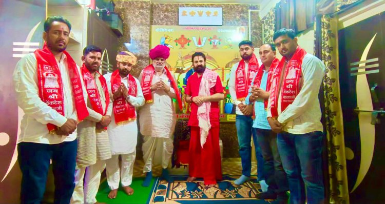 वेंकटेश बालाजी पीठ लोहार्गल में पूर्व विधायक झाबर सिंह खर्रा ने लगाई धोक  मांगी मन्नत ,खुशहाली के लिए की कामना