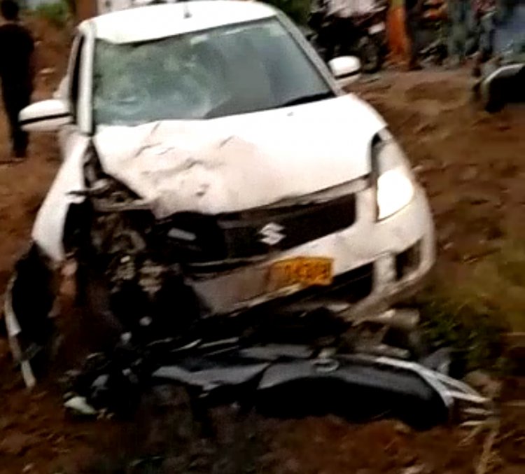 अलवर भरतपुर रोड पर कार की टक्कर से बाइक पर सवार तीन की मौत व तीन घायल
