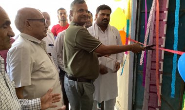 राजकीय उच्च माध्यमिक विद्यालय अजरका में बनी लाइब्रेरी: मदन मोहन ने किया शुभारंभ