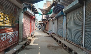 उदयपुर हत्याकांड मामले को लेकर वैर कस्बा रहा पूर्णतय बंद: आरोपियों को कड़ी से कड़ी सजा दिलाए जाने की मांग को लेकर सौंपा ज्ञापन