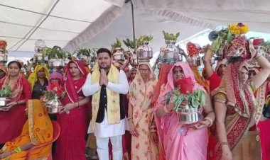 कामां के कोट ऊपर स्थित लालदास मंदिर पर कलश यात्रा के साथ हुआ श्रीमदभागवत कथा का आयोजन