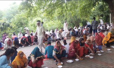 गुरु पूर्णिमा के पावन पर्व पर उदासीन मंगल आश्रम टोडली मंदिर बहादुरपुर में रामायण पाठ व भंडारे में हजारों श्रद्धालुओं ने पाया प्रसाद
