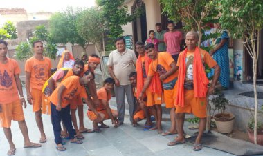 बर्डोद से हरिद्वार कावड दल हुआ रवाना: परिजनों का लिया आशीर्वाद