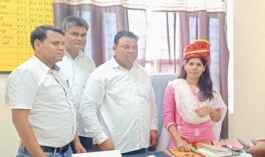 गोविंदगढ़ SDM  रेखा मीना ने कार्यभार कर ली ब्लॉक के विभिन्न विभागों के अधिकारियो की बैठक दिए आवश्यक दिशानिर्देश