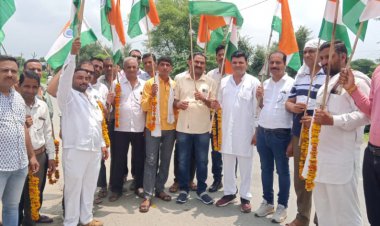 तिरंगा यात्रा का जगह जगह स्वागत हमीरगढ से शुरू मौखुन्दा में सम्पन्न