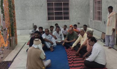 मंदिर कमेटी ने किया व्यापार महासंघ अध्यक्ष का सम्मान