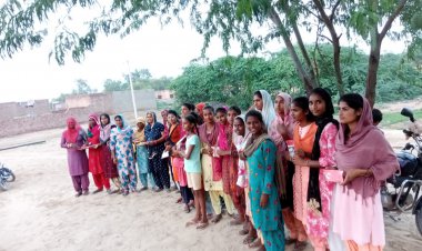 रायसिंहनगर सीमावर्ती क्षेत्रों में सीमा पर तैनात जवानों के लिए ग्रामीणों ने भेजी राखियां