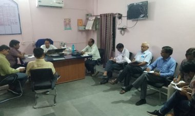 आजादी के अमृत महोत्सव के तहत घर-घर तिरंगा, हर घर तिरंगा अभियान  के अंतर्गत उपखंडाधिकारी ने ली ब्लॉक स्तरीय अधिकारियों की बैठक