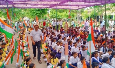 गोविंदगढ़ ब्लॉक के विधालयों में गूंजे राष्ट्रियगीत और देशभक्ति तराने