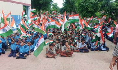 आजादी के अमृतमहोत्सव के अन्तर्गत अलावडा कस्बे के सरकारी एवं निजी विद्यालयों के छात्रों ने निकाली तिरंगा रैली