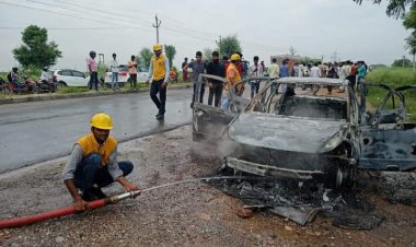 अलवर भिवाड़ी हाईवे पर चलती कार में लगी आग: बड़ा हादसा टला