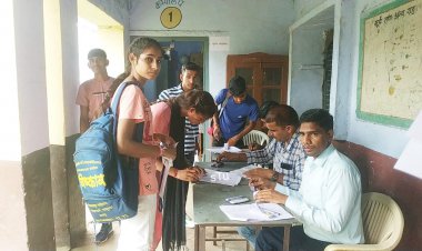 राजकीय महाविद्यालय कठूमर में छात्रसंघ चुनाव को लेकर 16 नामांकन पत्र हुए जमा: आज जारी होगी वैध नामांकन सूची