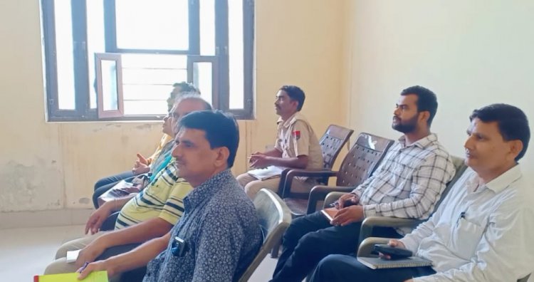 गोविंदगढ़ SDM  रेखा मीना ने कार्यभार कर ली ब्लॉक के विभिन्न विभागों के अधिकारियो की बैठक दिए आवश्यक दिशानिर्देश