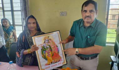 संभागीय आयुक्त ने रुदावल में जनसुनवाई कर लोगों की सुनी समस्याएं: 25 परिवादों का मौके पर किया समाधान