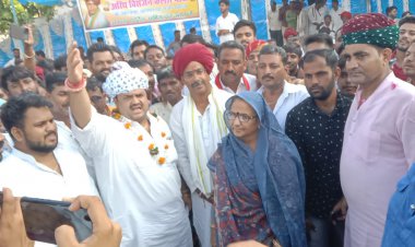 जहाज़पुर में बैंसला की अस्थि कलश यात्रा मे मंत्री धीरज गुर्जर ने की शिरकत: जगह जगह हुआ स्वागत