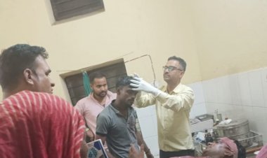 बनेड़ा थाना क्षेत्र के महुआ खुर्द गांव में दो गुटों के बीच हुई लाठी-भाटा जंग