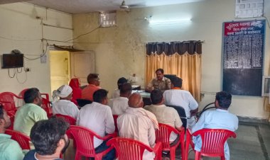 अपराधों को रोकने में पुलिस के साथ आमजन का सहयोग आवश्यक - सोलंकी