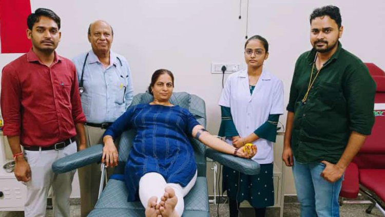 दुर्लभ रक्त दान कर बचाई मरीज की ‌जान