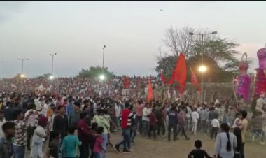 असत्य पर सत्य की विजय: विजयादशमी पर्व पर रावण का पुतला धूं-धूं कर जला