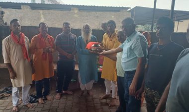 श्रीगोधाम महातीर्थ पथमेड़ा गोचिकित्सा महाअभियान एवं गोभक्ति यात्रा रथ पहुंचा महुआ