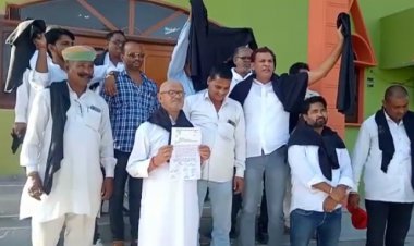 सरपंच संघ ने ब्लैक-डे के रुप मनाया केबिनेट मंत्री भजनलाल जाटव का जन्मदिवस