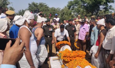 शहीद जयसिंह बांगड़वा की राजकीय सम्मान के साथ अंत्येष्टि: 5 साल की बेटी निर्वी ने दी मुखाग्नि